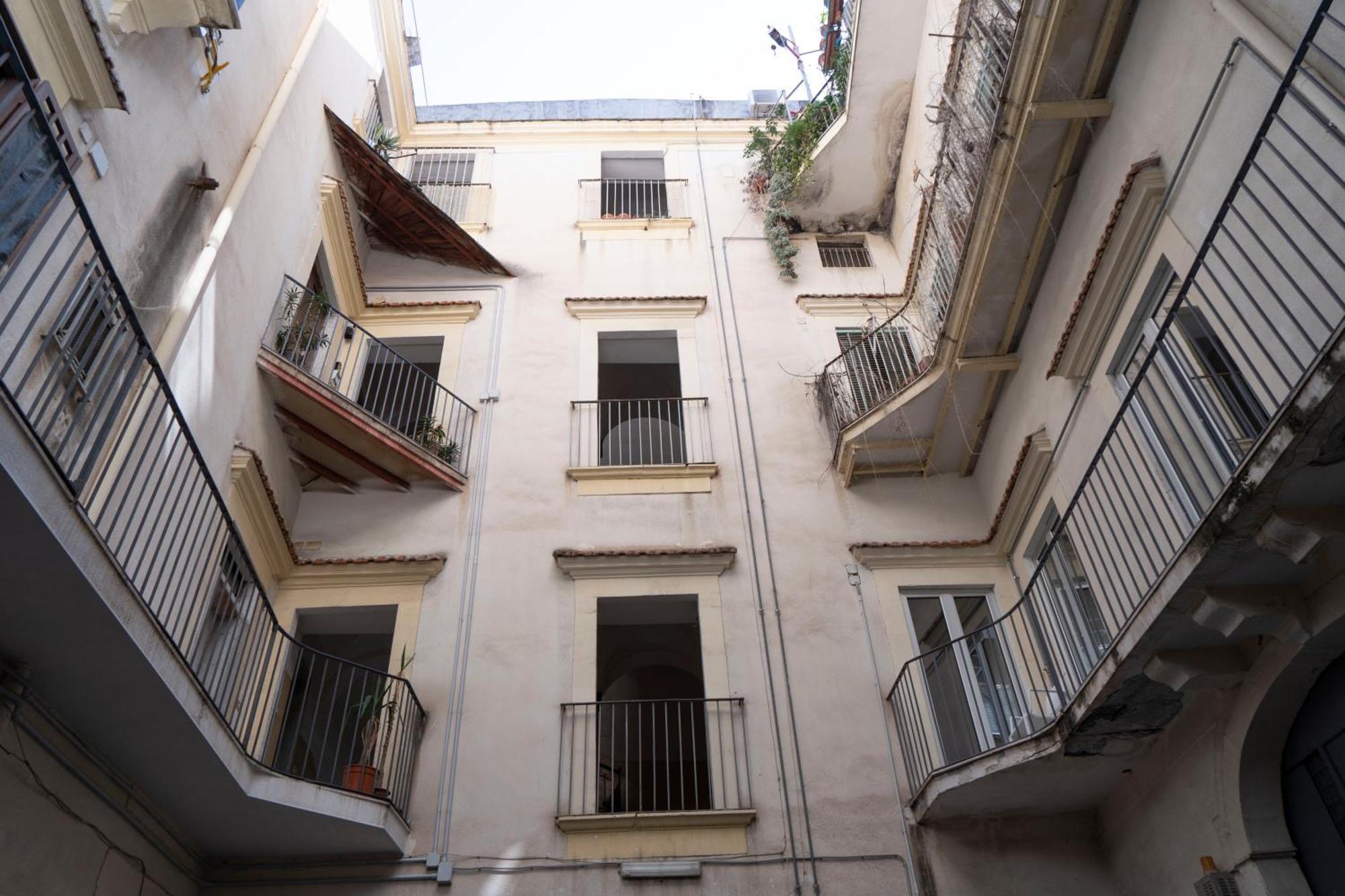 Etna Timeo Central Apartment In Baroque Building คาตาเนีย ภายนอก รูปภาพ