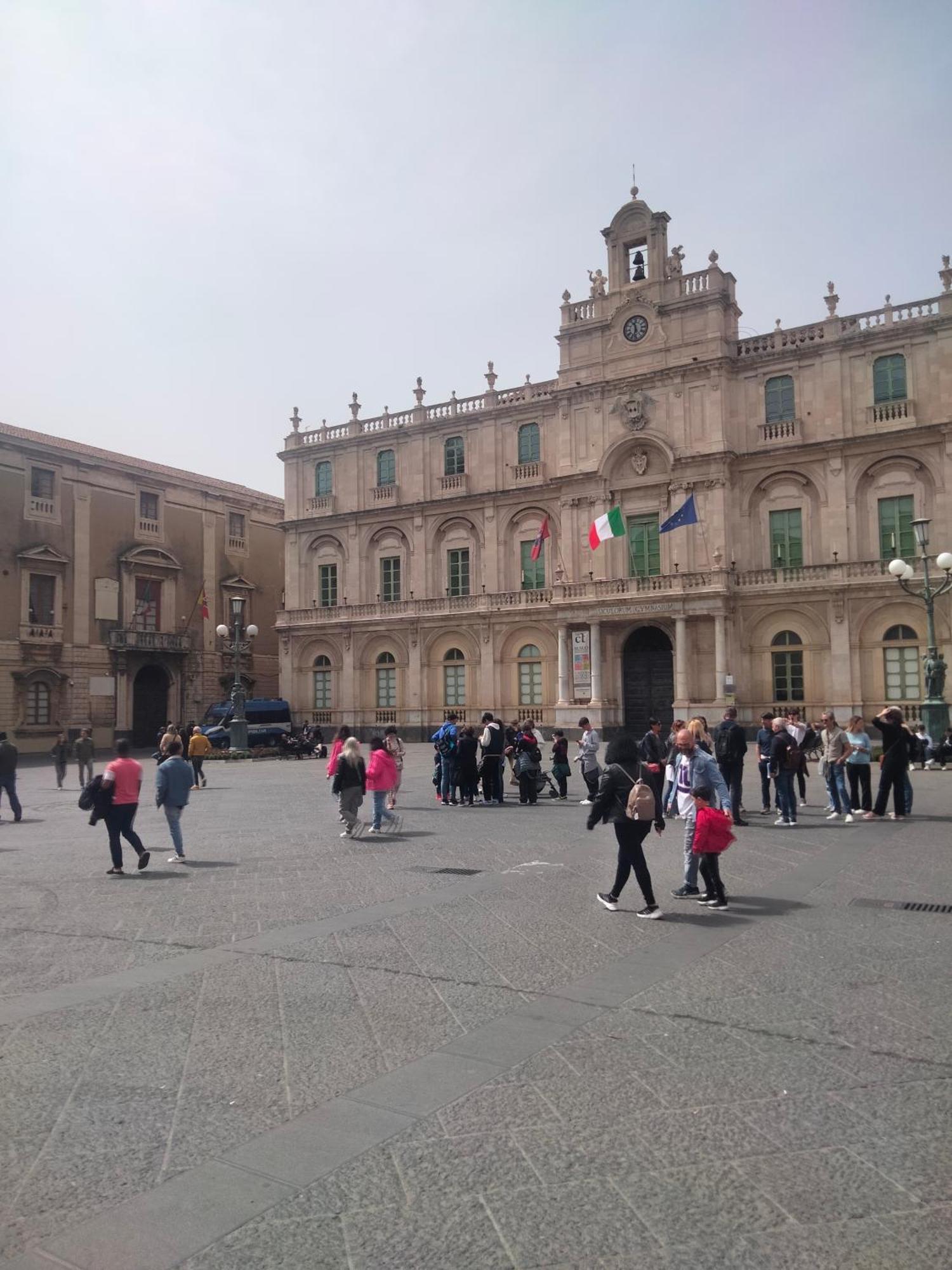 Etna Timeo Central Apartment In Baroque Building คาตาเนีย ภายนอก รูปภาพ