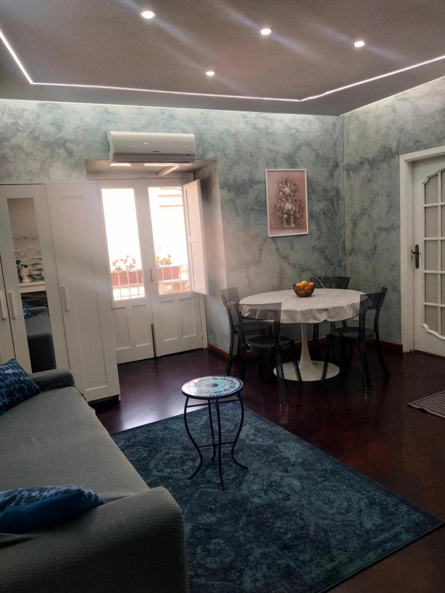 Etna Timeo Central Apartment In Baroque Building คาตาเนีย ภายนอก รูปภาพ